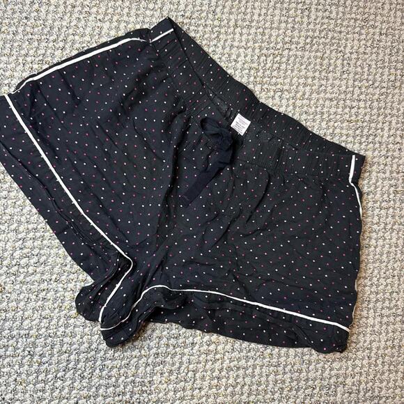 Cute vintage y2k low rise Victoria’s Secret polka dot mini/ silky shorts - Picture 2 of 5